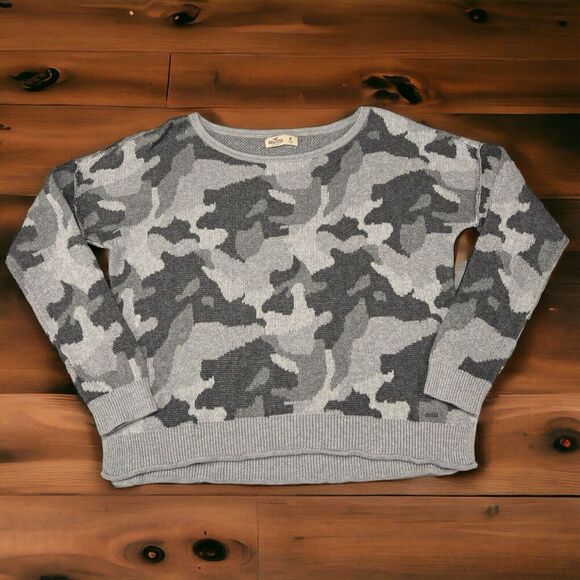 Hollister Sweaters - Hollister Womens Medium Oversized Sweater Camo Scoop High Low Hem Slit Gray